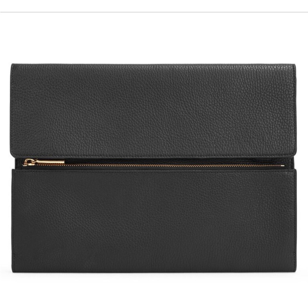 Cuyana Tech carryall leather laptop sleeve black